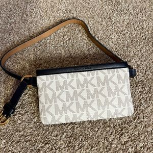 Michael Kors belt bag/ Fanny pack